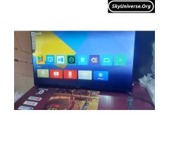 Black art 43" smart flat screen