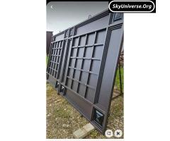 Sliding gate 33