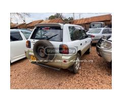 Toyota  RAV4 - 2