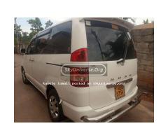 TOYOTA NOAH UBD - 8