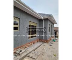 Exterior texture paste painting