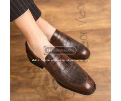 Gentle leather shoes with rubber sole