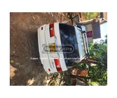 Toyota IPsum 2000 White - 3