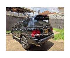 Landcrusier v8 lexus - 2