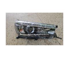 Hilux Revo 2018 - 2020 headlamp with led indicator