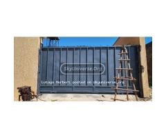 Sliding gate44