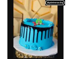 Blue with chocolate drippings, Birthday cakes