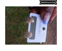 Classy earrings ???? - 7
