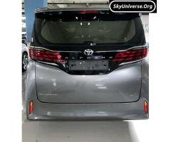 Toyota Alphard - 2