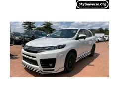 Toyota Harrier - 1