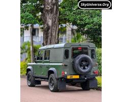 Land rover defender - 9