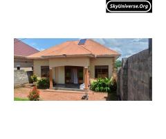 QUICK SALE. House at ssisa Entebbe road