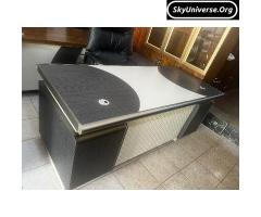 Office desk - 3