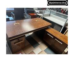 Office desk - 10