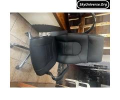 Highback executive chair