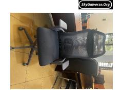 Swivel chair