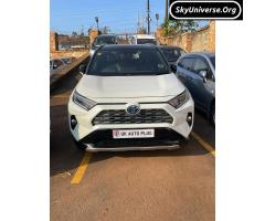 RAV4 hybrid 2019 model on quick sale