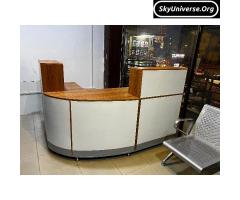 Reception table